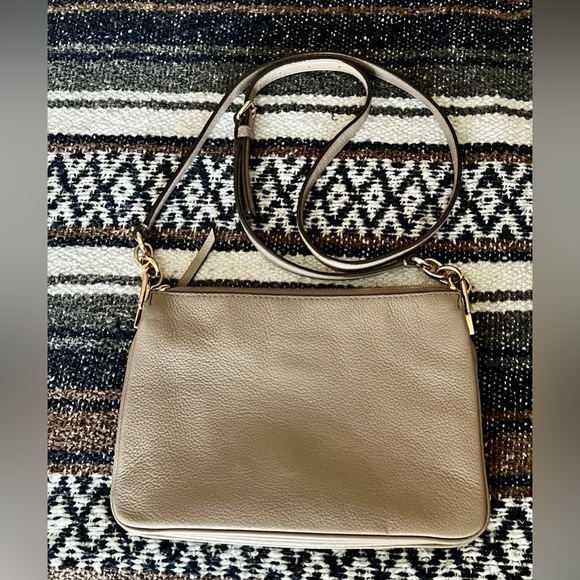 Kate Spade crossbody bag…taupe/grey in color. Good condition. - Picture 2 of 6